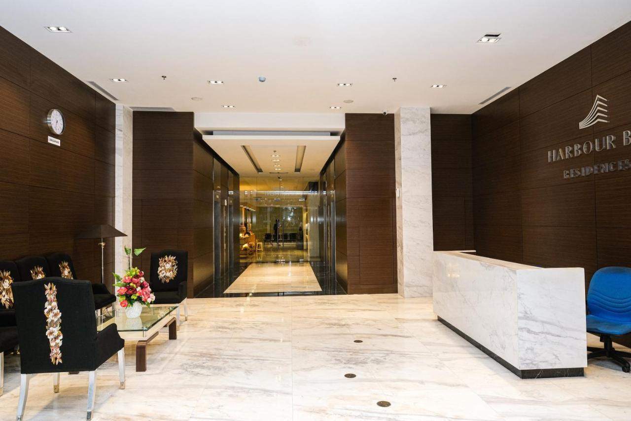 Lovina 17-11 At Harbour Bay Residences Nagoya Bagian luar foto