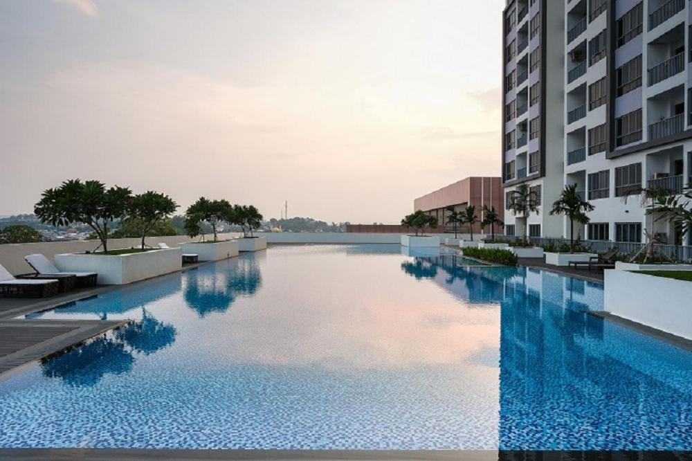Lovina 17-11 At Harbour Bay Residences Nagoya Bagian luar foto
